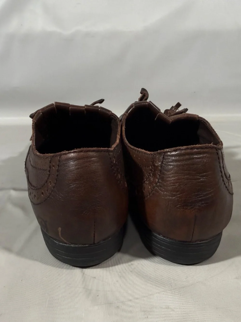 Born Women's Boylenn Loafer Size 7.5 Brown Leather Wingtip Tassel Kiltie Shoe